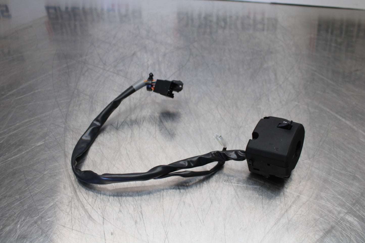 23-24 KAWASAKI NINJA ZX14R NEW!! LEFT CLIP ON HORN SIGNALS SWITCH SWITCHES BB153