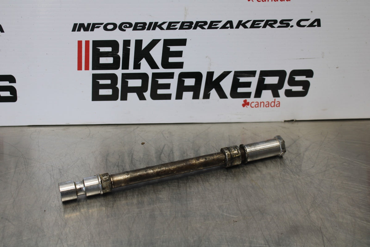 76-77 HONDA GOLDWING 1000 FRONT WHEEL RIM AXLE PIVOT BOLT BB171