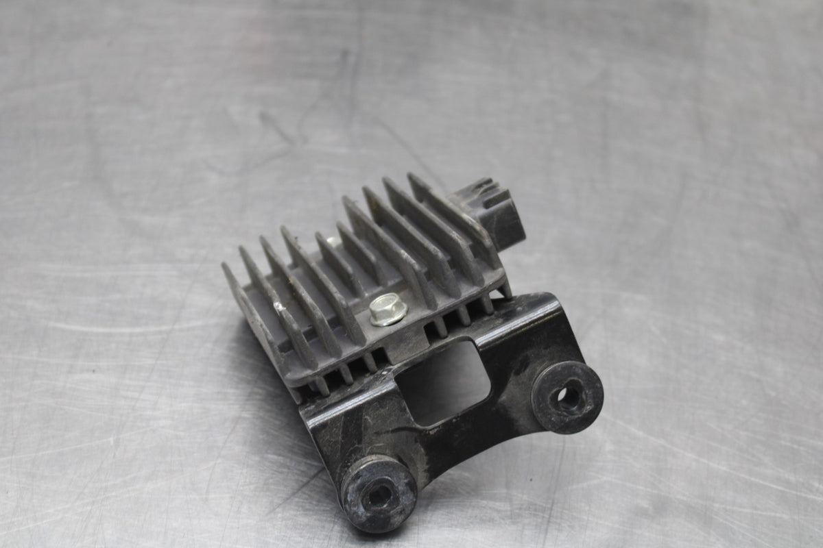 12-16 KAWASAKI NINJA 650 EX650F ABS RECTIFIER VOLTAGE REGULATOR  BB860