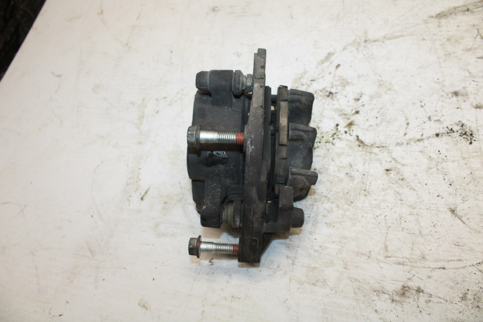 06 HONDA SHADOW 750 VT750C LEFT FRONT BRAKE CALIPER BB352