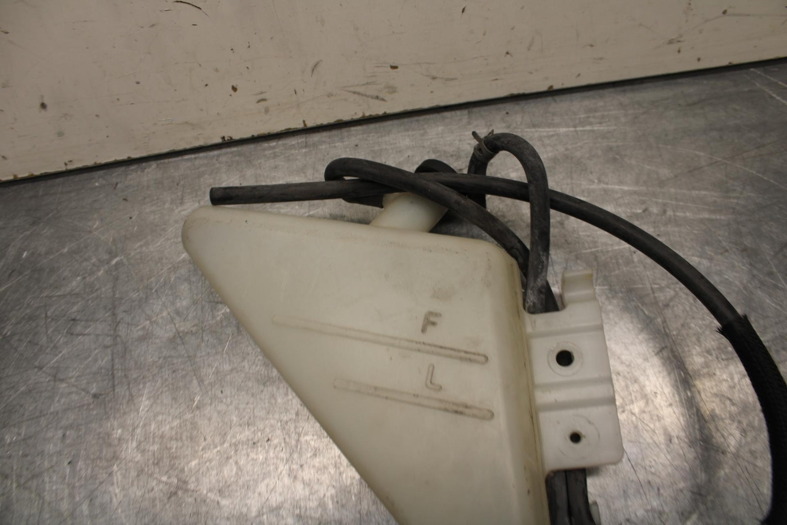 08-10 SUZUKI GSXR 600  COOLANT WATER TANK RESERVOIR BOTTLE BB92