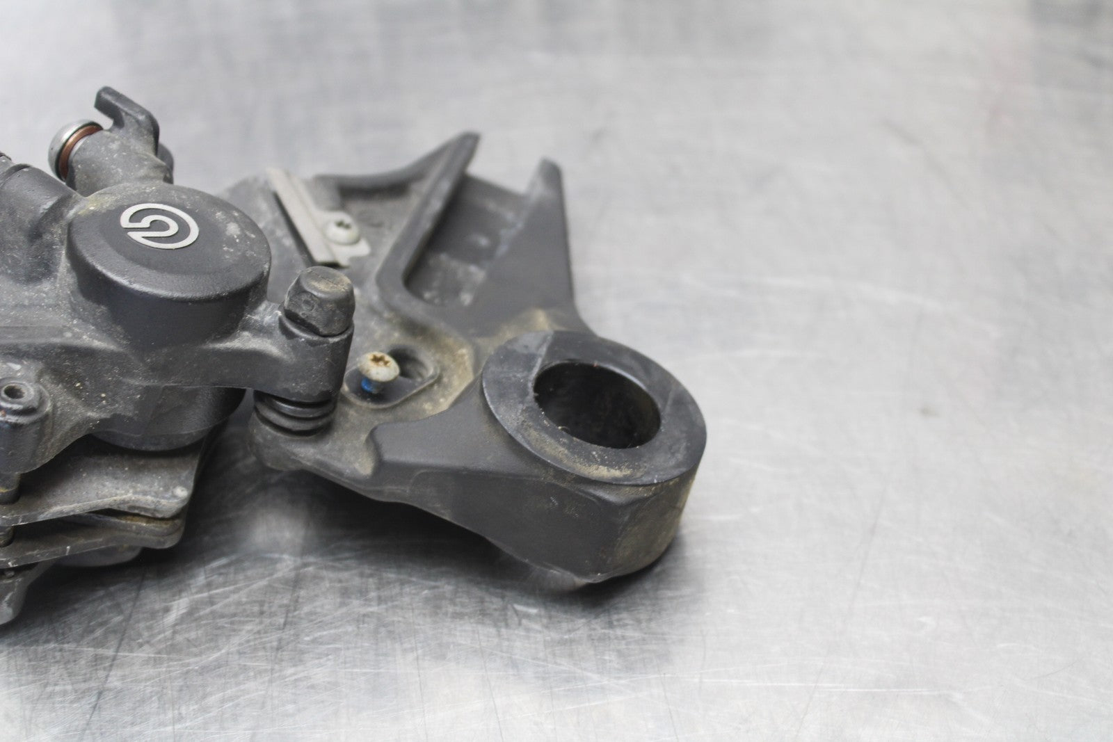 12-14 BMW S1000RR REAR BACK BRAKE CALIPER W MOUNT BRACKET BB204