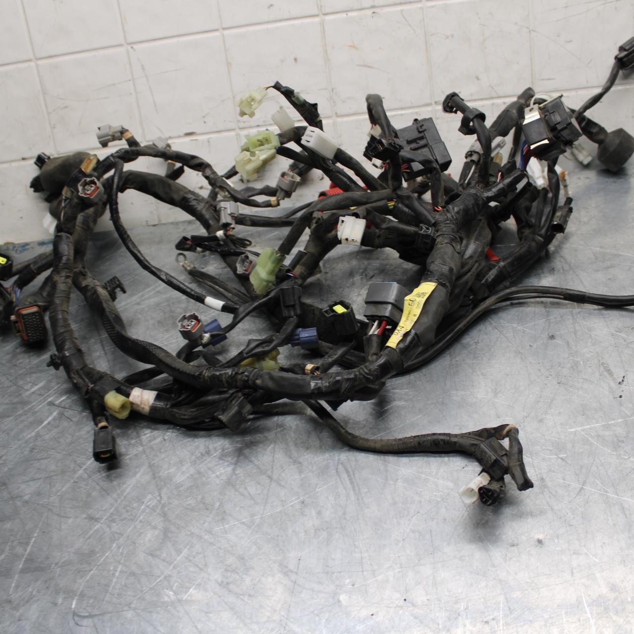 18 YAMAHA YZF R1  MAIN ENGINE WIRING HARNESS MOTOR WIRE LOOM BB473