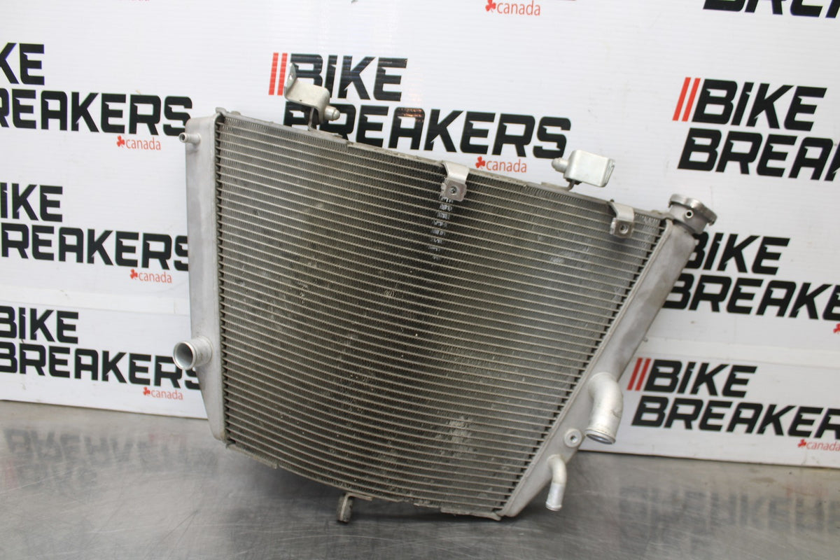 11-26 SUZUKI GSXR750 ENGINE RADIATOR MOTOR COOLER COOLING RADIATER BB900
