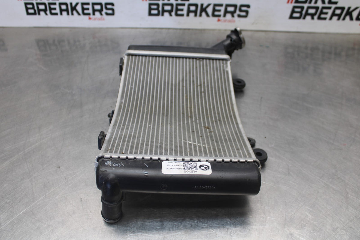 20-23 BMW F900R ENGINE RADIATOR MOTOR COOLER COOLING RADIATER BB923