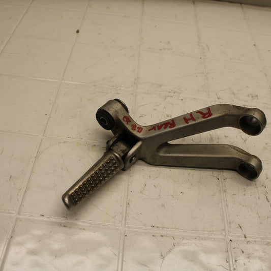 01-06 HONDA CBR600F4I RIGHT REAR BACK PASSENGER PEG BB314b