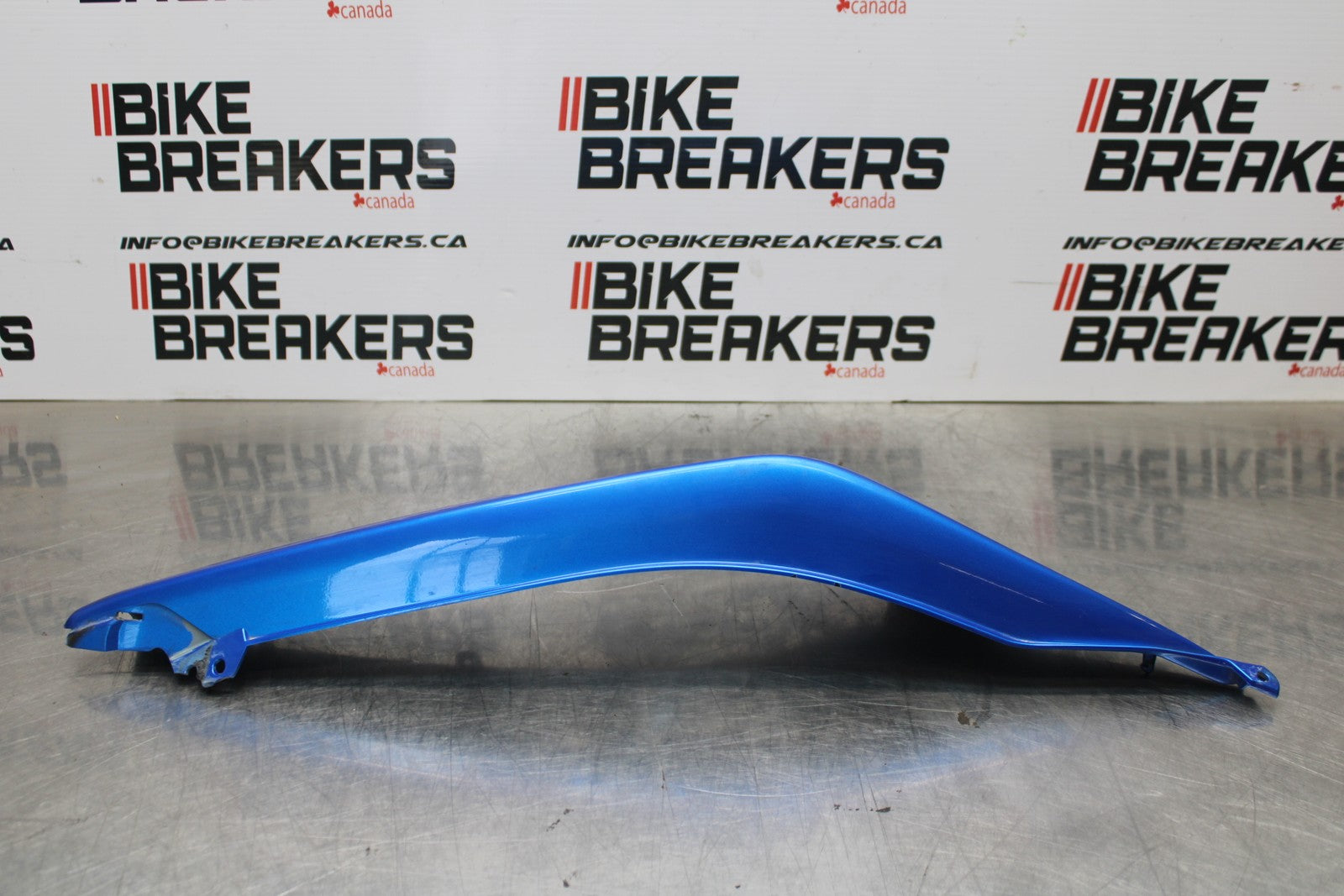 09-10 KAWASAKI ER-6N LEFT REAR BACK TAIL FAIRING COWL SHROUD BB205