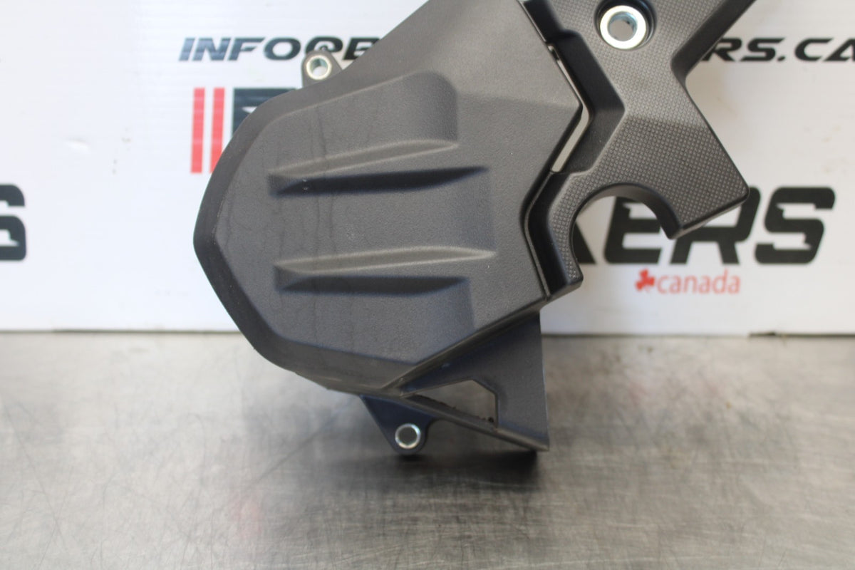 18-23 KAWASAKI NINJA 400 EX400 ABS ENGINE SPROCKET COVER BB192