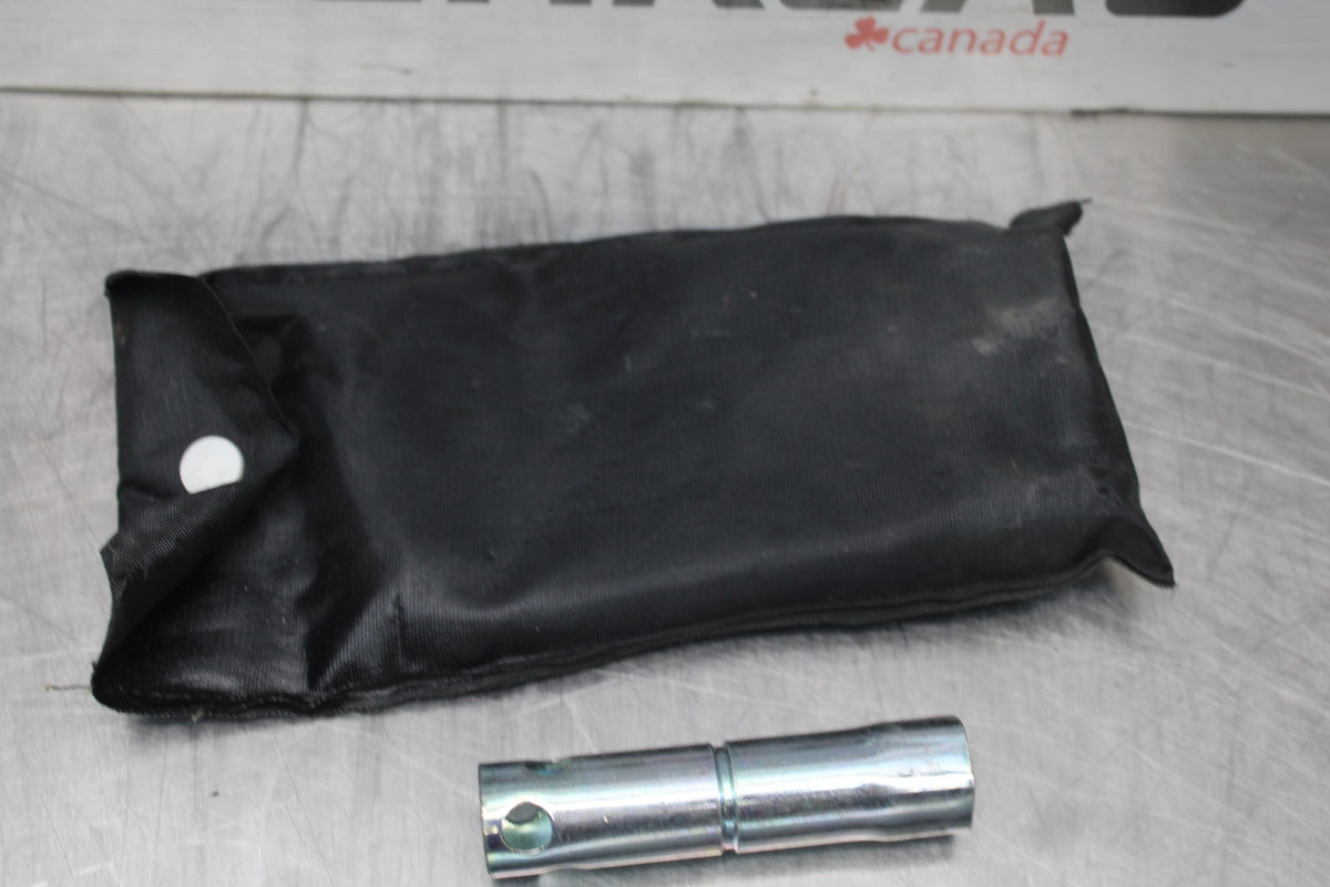 15 SUZUKI GW250F STOCK TOOLS OEM TOOL BAG KIT SET BB789