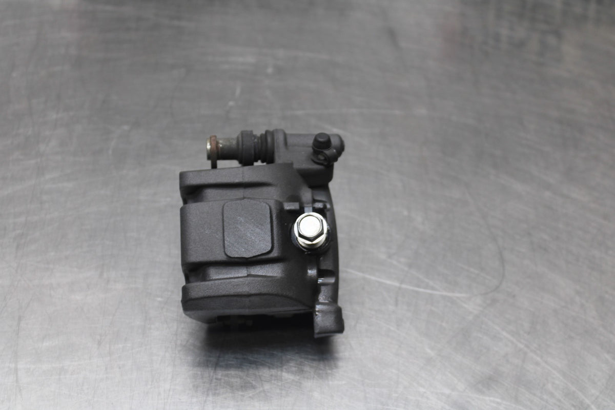 18-26 KAWASAKI Z400 LEFT FRONT BRAKE CALIPER BB852