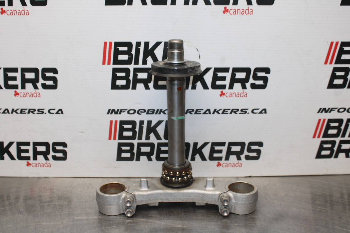 08 SUZUKI SV650 FRONT FORKS CLAMP LOWER TRIPLE TREE STEM BB846