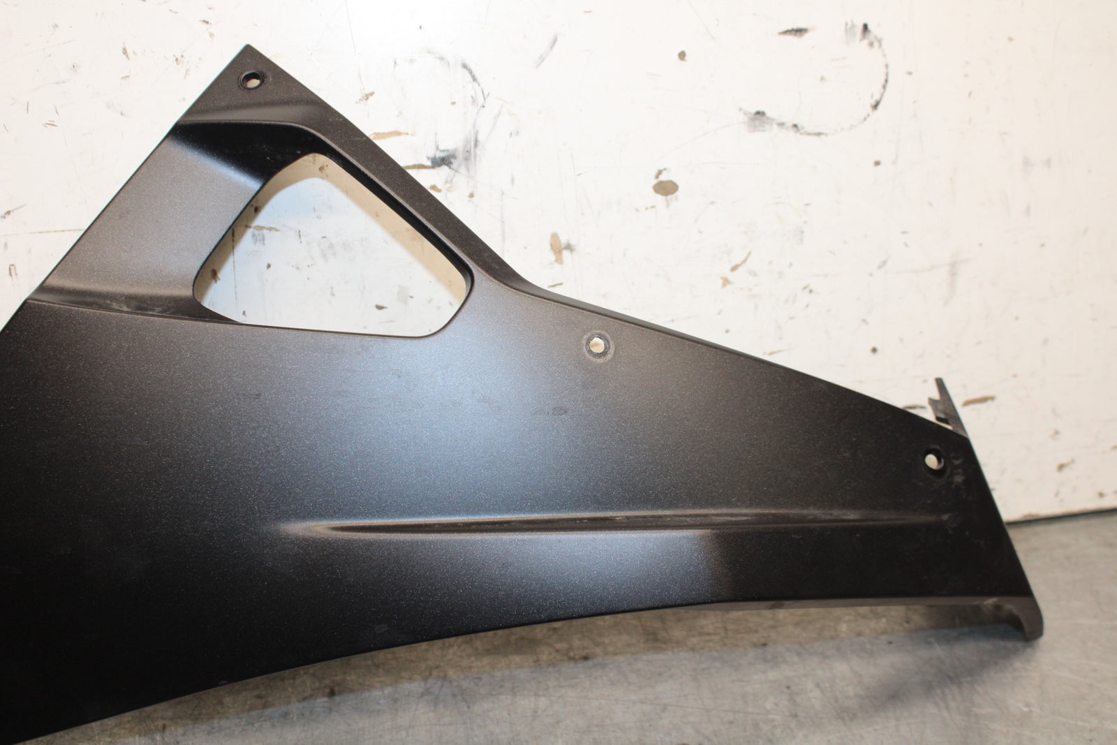24 KAWASAKI NINJA 500 ABS RIGHT LOWER BOTTOM BELLY SIDE FAIRING COWL  BB730