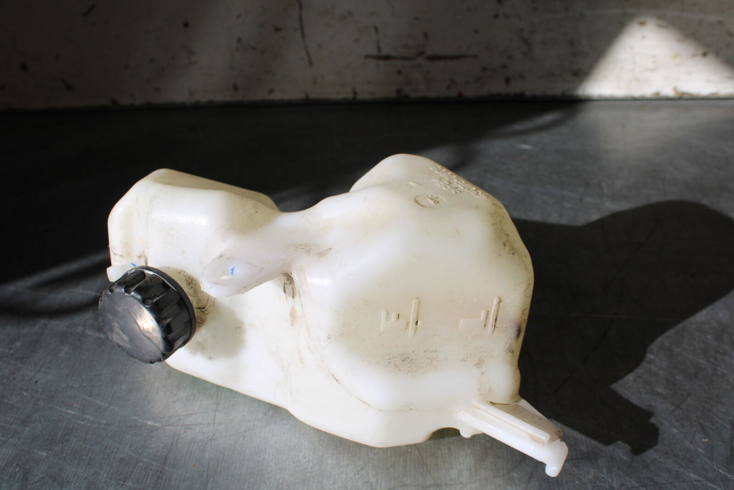 19-22 KAWASAKI Z400 COOLANT WATER TANK RESERVOIR BOTTLE BB708