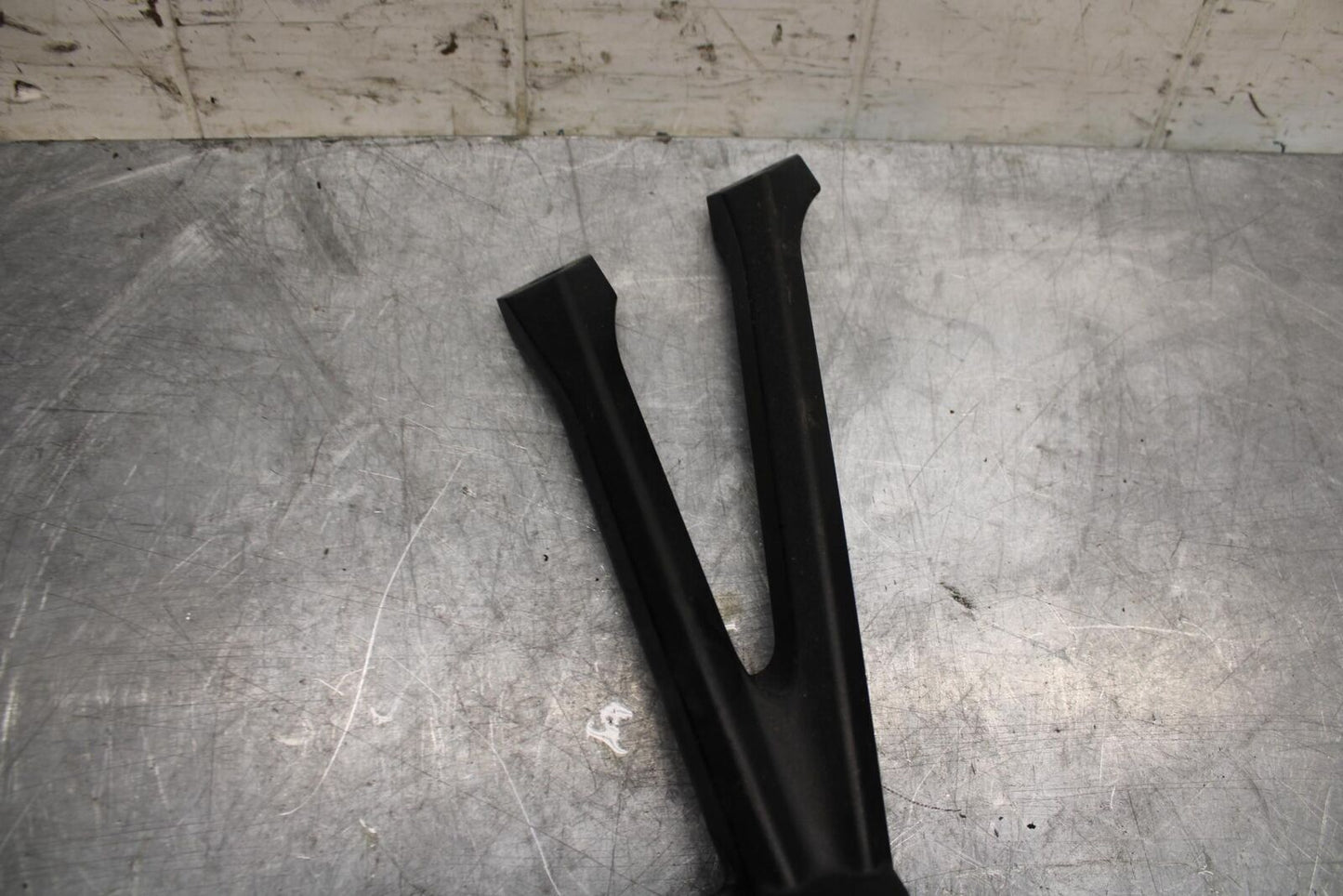 11-21 SUZUKI GSXR750 RIGHT REAR BACK PASSENGER PEG 43600-14J00 BB486