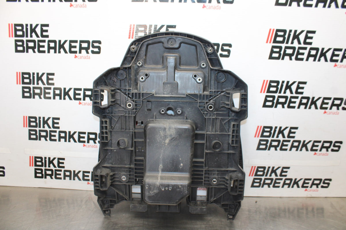 22 HARLEY-DAVIDSON PAN AMERICA 1250 PASSENGER REAR SEAT GRAB HANDLE/ RACK  BB910