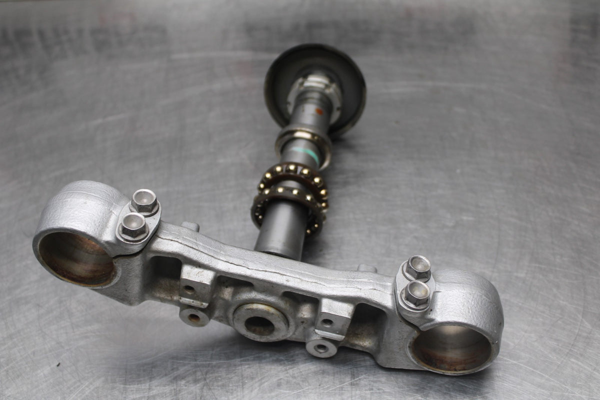 08 SUZUKI SV650 FRONT FORKS CLAMP LOWER TRIPLE TREE STEM BB846