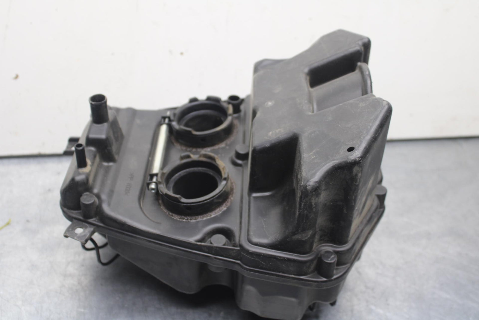 17-20 KAWASAKI NINJA 650 EX650 ABS AIRBOX AIR INTAKE FILTER BOX BB88