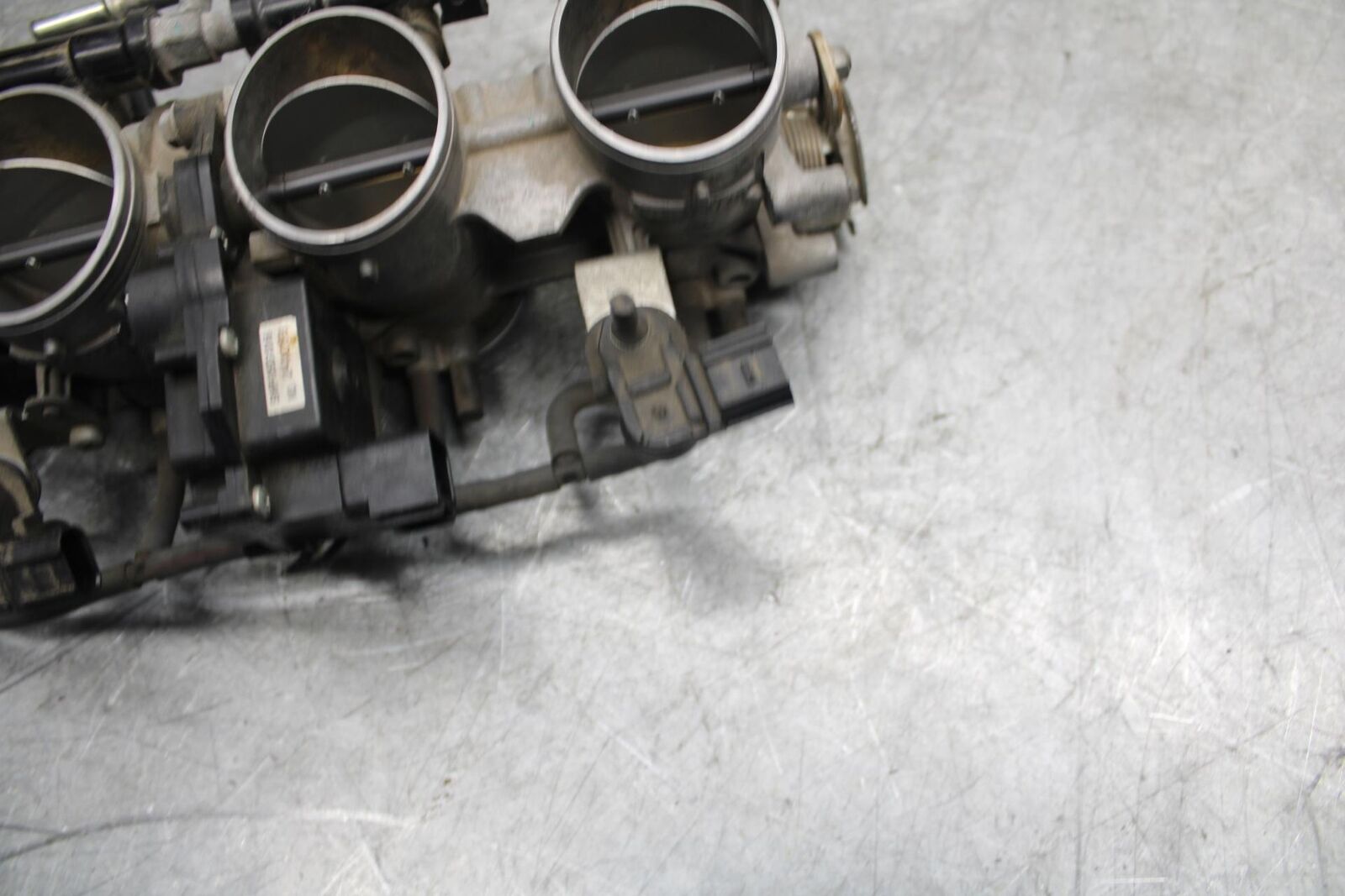 2009 Kawasaki Ninja ZX6R ZX600R MAIN FUEL INJECTORS / THROTTLE BODIES BB538