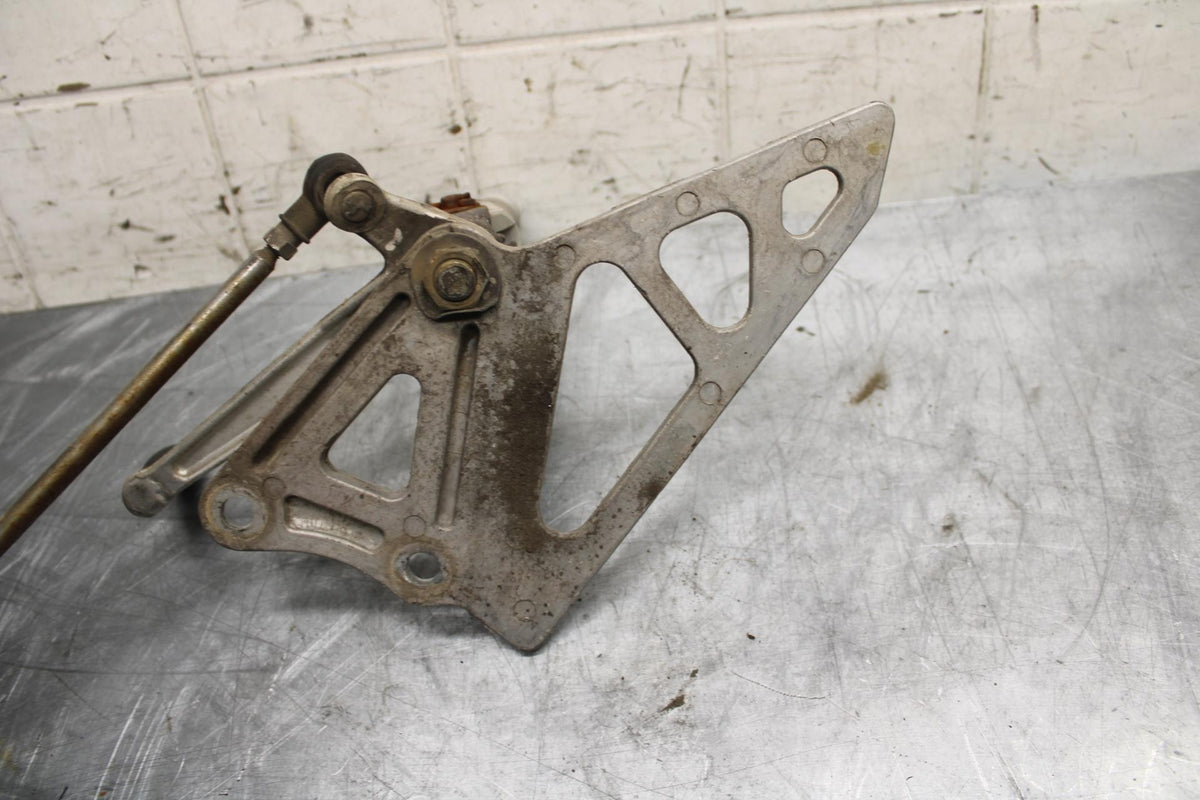 91-92 SUZUKI GSXR750 M  LEFT REARSET REAR SET FOOT PEG W SHIFTER BB493