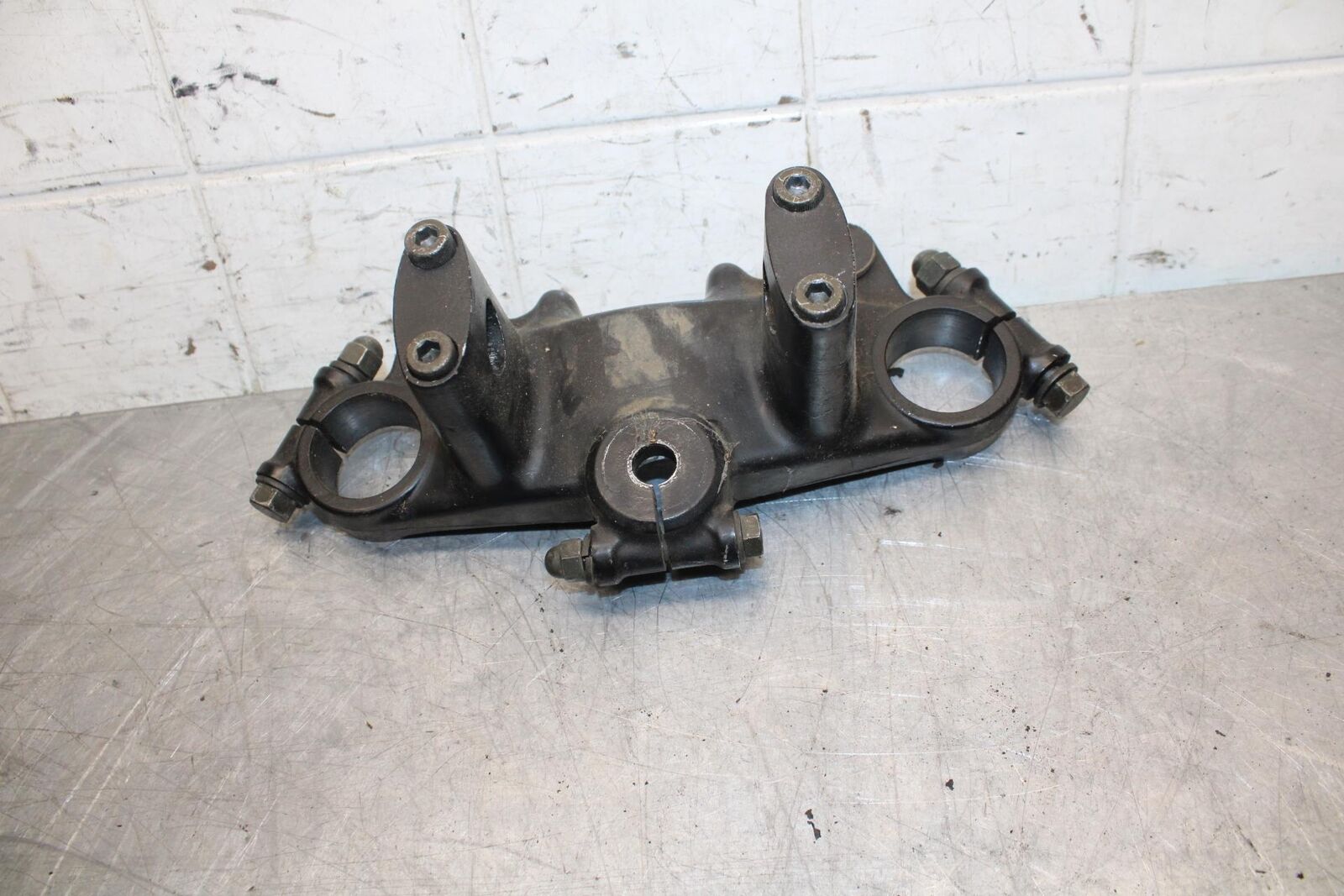 82-83 SUZUKI GS1100GL FORKS UPPER TRIPLE TREE CLAMP BB30