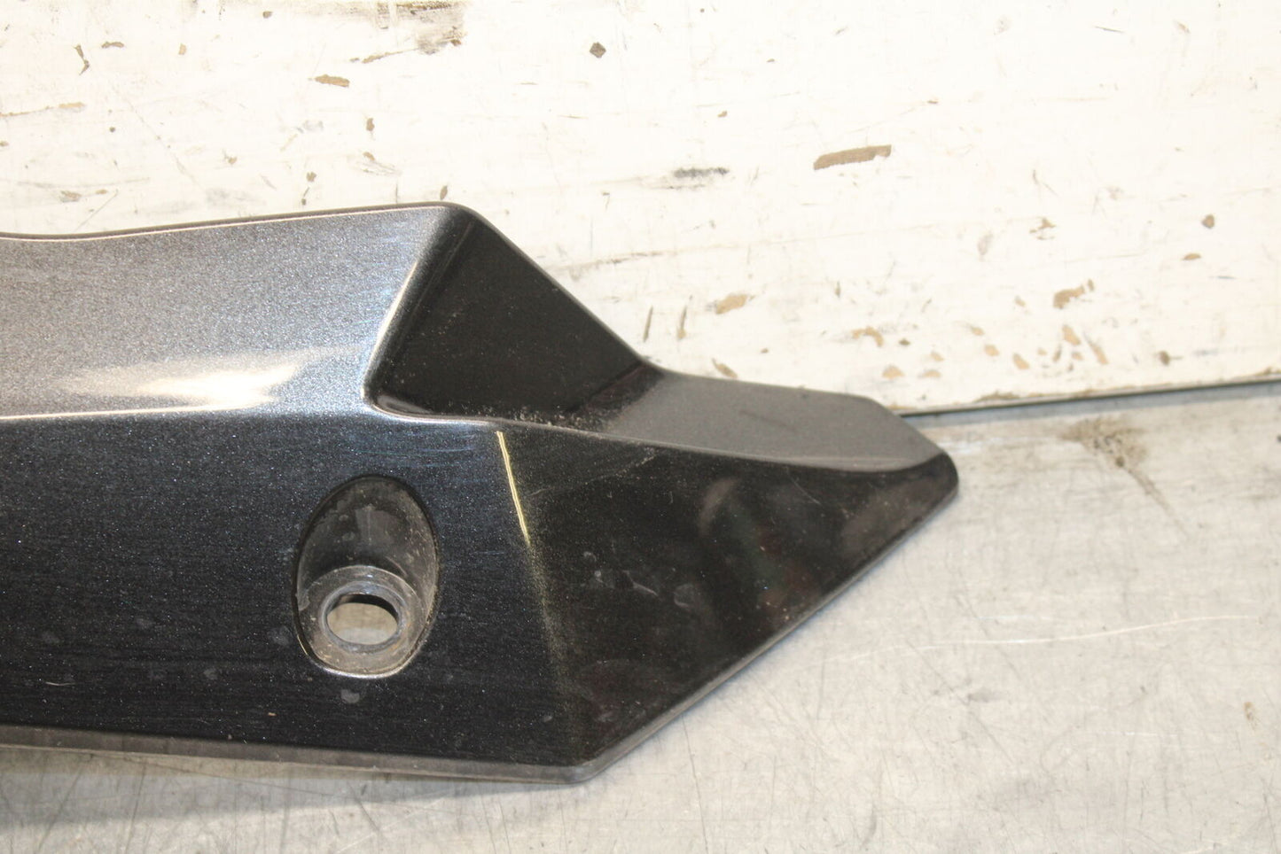 18-23 KAWASAKI NINJA 400 EX400 ABS LEFT LOWER BOTTOM BELLY SIDE FAIRING BB747