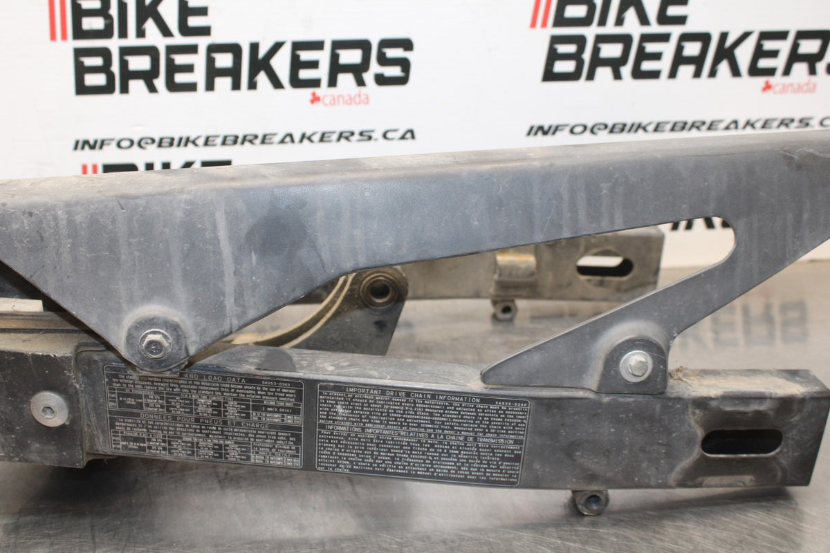09 KAWASAKI NINJA 250R REAR SWINGARM BACK SUSPENSION SWING ARM BB824