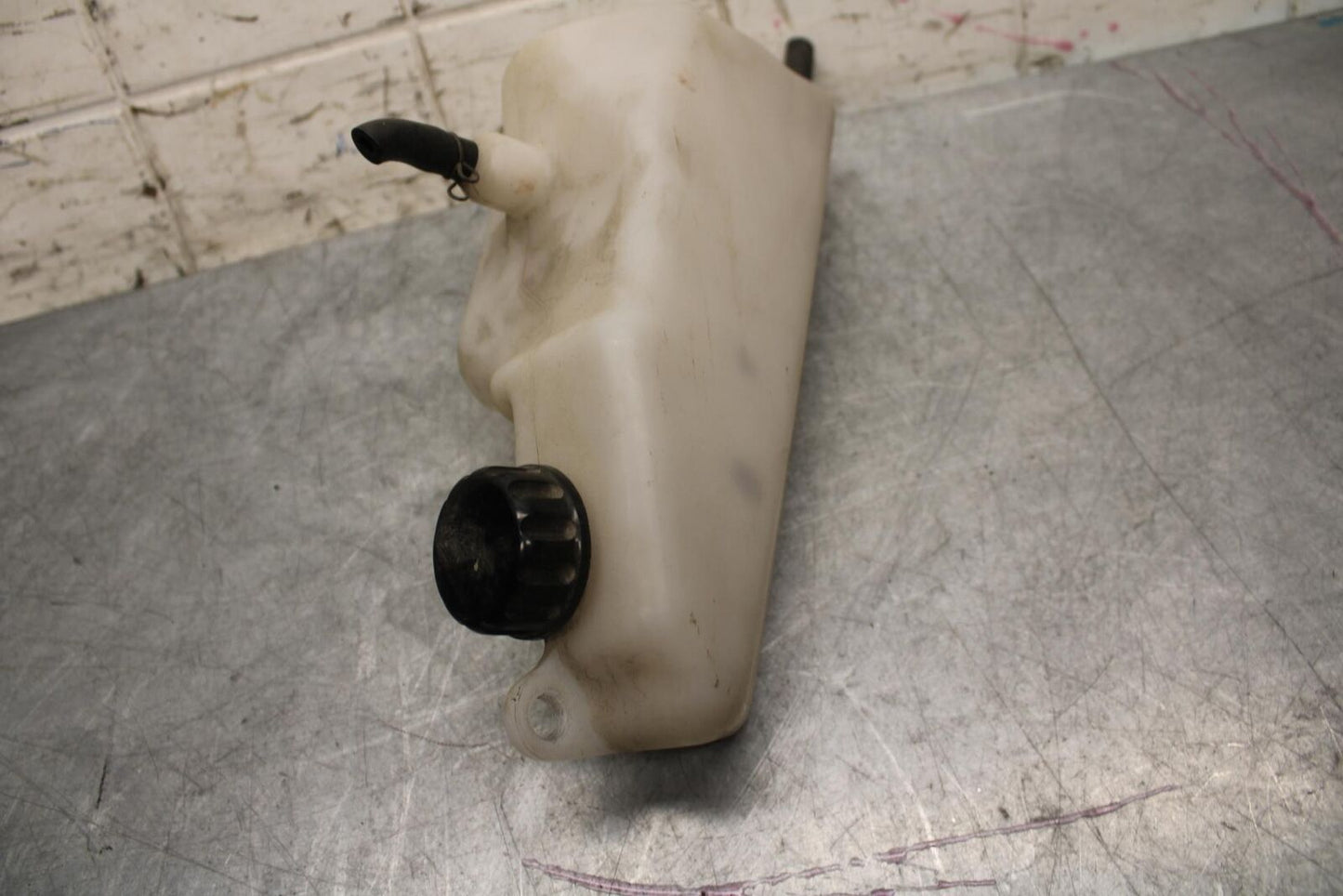 2001 Kawasaki Ninja ZX6 ZX600E COOLANT WATER TANK RESERVOIR BOTTLE BB547