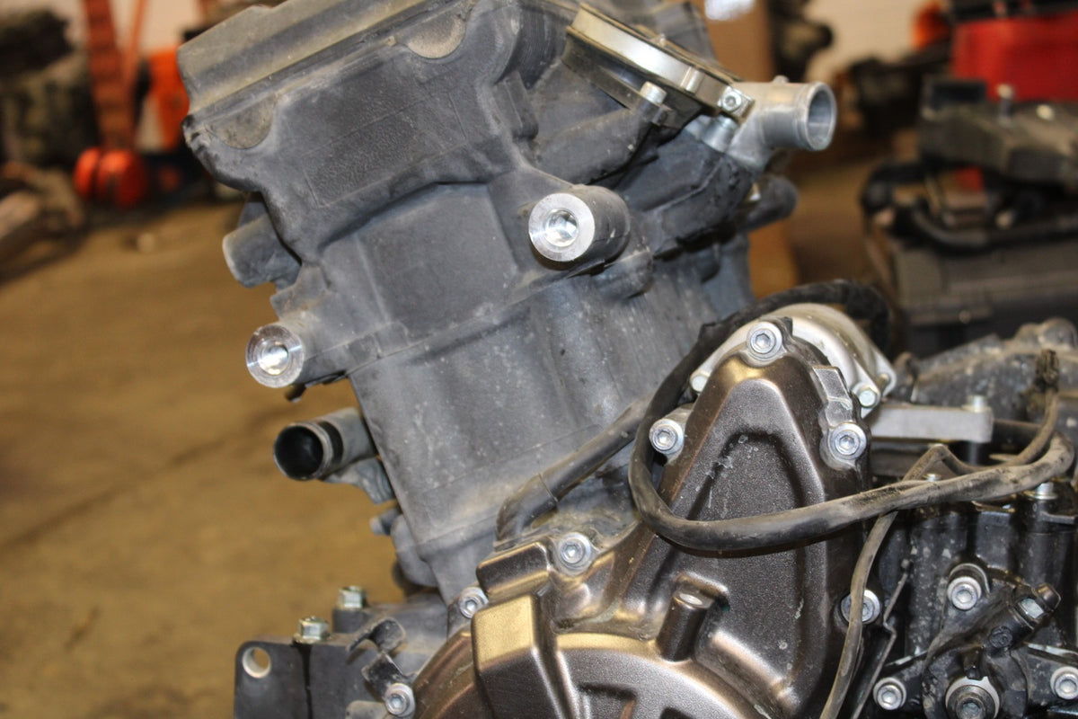 18 YAMAHA SUPER TENERE ENGINE MOTOR BB832