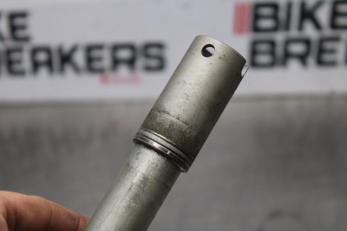 16 APRILIA TUONO V4 1100 FRONT WHEEL RIM AXLE PIVOT BOLT BB905