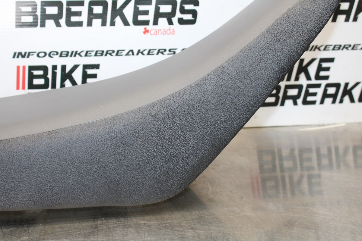08-23 SUZUKI DRZ400S FRONT REAR SEAT SADDLE NEW TAKE OFF BB00