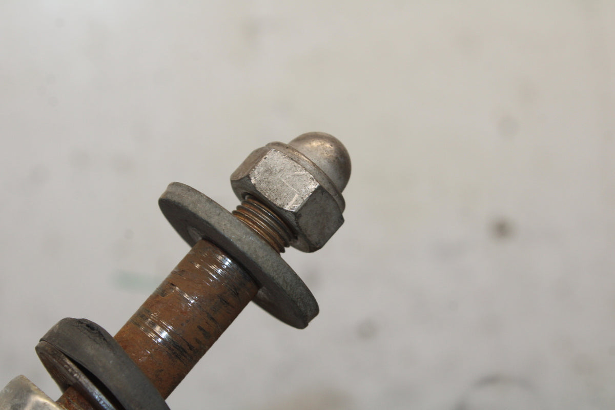05-06 YAMAHA ROYAL STAR HANDLEBAR RISERS BB697
