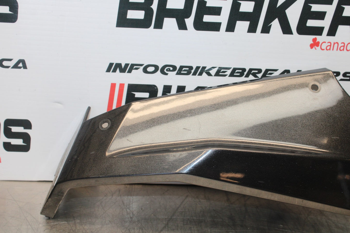 18-23 KAWASAKI NINJA 400 EX400 ABS LEFT LOWER BOTTOM BELLY SIDE FAIRING BB192