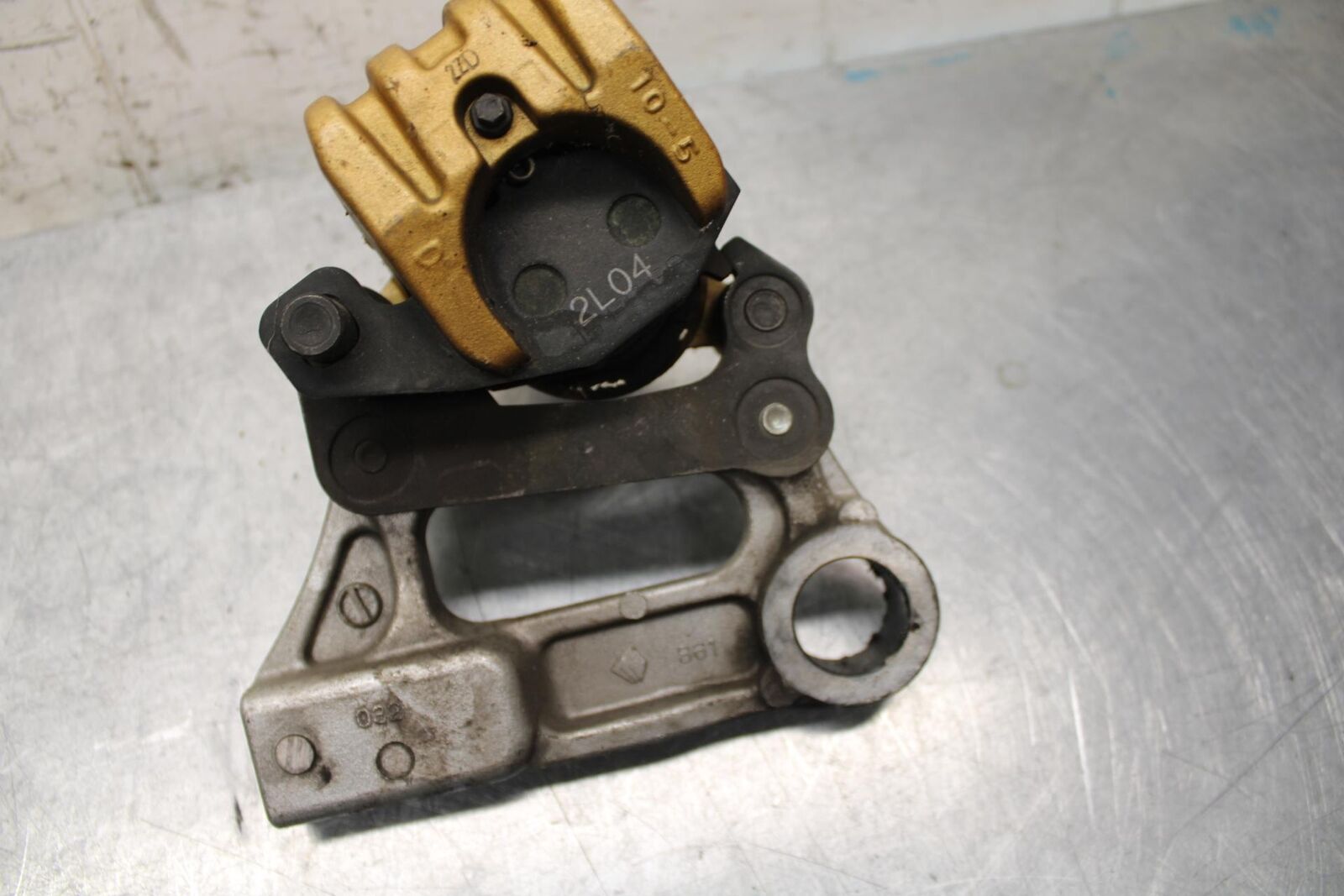 2003 Kawasaki Ninja ZX6RR ZX600K REAR BACK BRAKE CALIPER W MOUNT BRACKET BB66