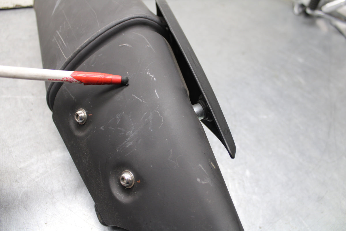 15-17 YAMAHA YZF R3 EXHAUST PIPE MUFFLER SLIP ON CAN SILENCER BB651