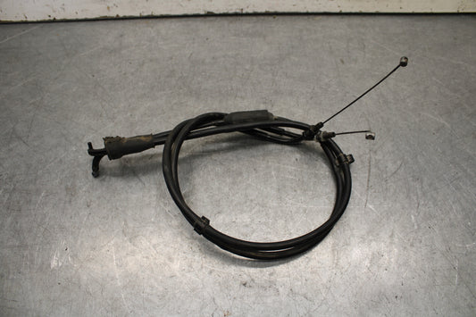 09-11 TRIUMPH DAYTONA 675 THROTTLE CABLES LINES BB652