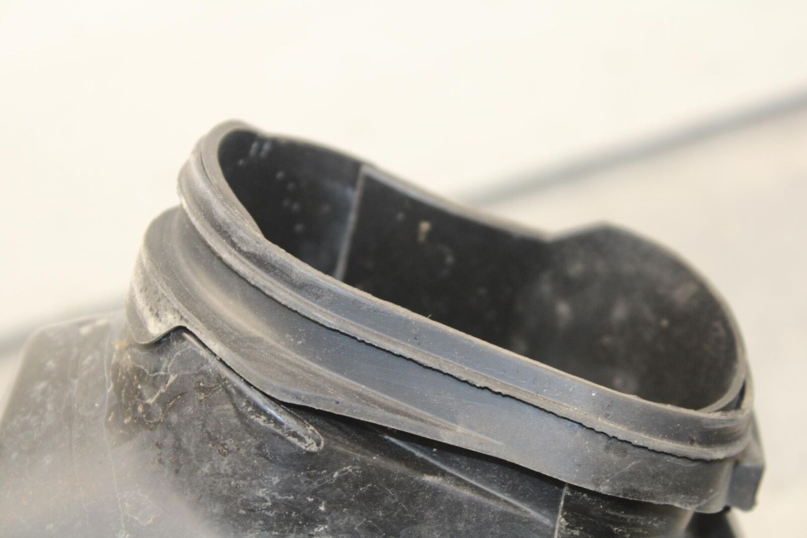2011 Suzuki GSXR600 RIGHT LEFT AIR INTAKE DUCTS BB605