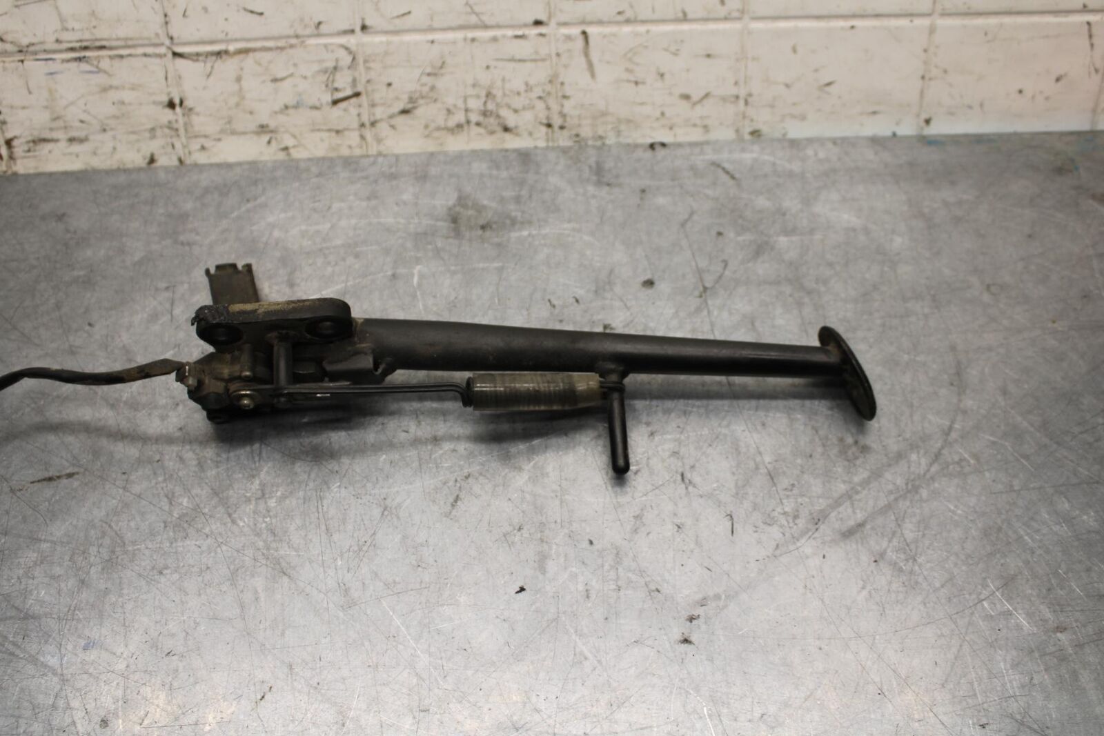 2011 Kawasaki Ninja ZX10R ZX1000K ABS KICKSTAND SIDE  32043-0090-18R BB555