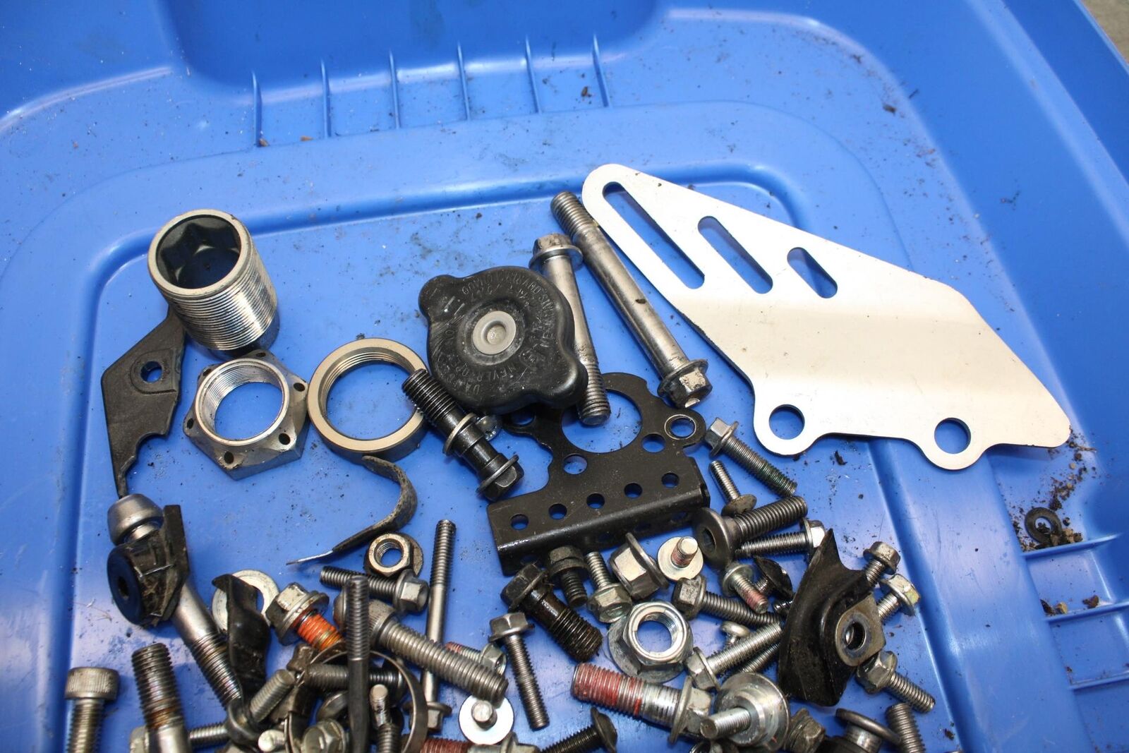 2012 Kawasaki Ninja ZX14R ZX1400E MISCELLANEOUS  MOUNTING BOLTS HARDWARE  BB60