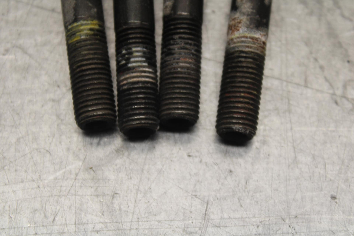 2007 Yamaha YZF R1 FRONT CALIPER BOLTS SET  90401-10012-00 BB83