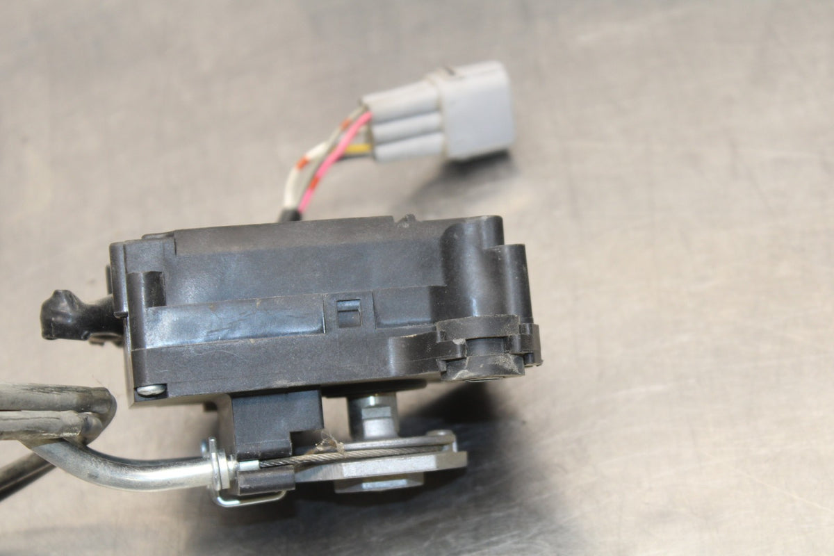11-22 SUZUKI GSXR 600  EXHAUST VALVE SERVO MOTOR BB193