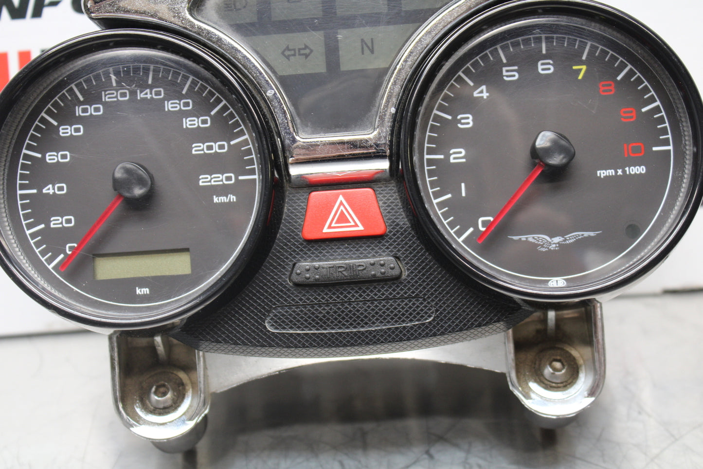 08 MOTO GUZZI BREVA 750 SPEEDO TACH GAUGES DISPLAY CLUSTER SPEEDOMETER BB154
