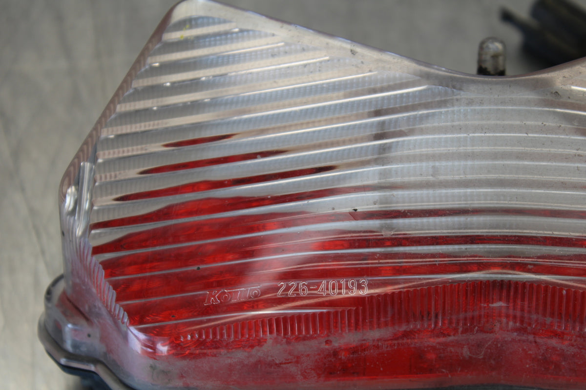 03-06 KAWASAKI Z1000 REAR TAIL TAILLIGHT BACK BRAKE LIGHT BB164
