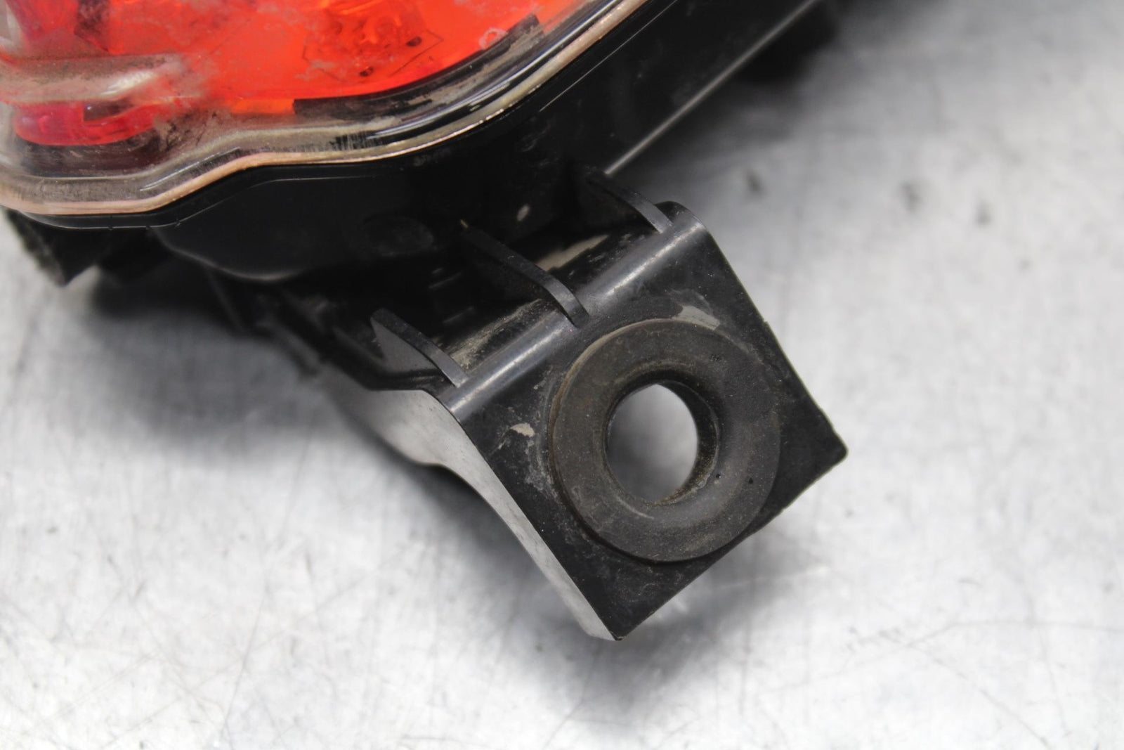 03-04 KAWASAKI NINJA ZX6RR REAR TAIL TAILLIGHT BACK BRAKE LIGHT BB105