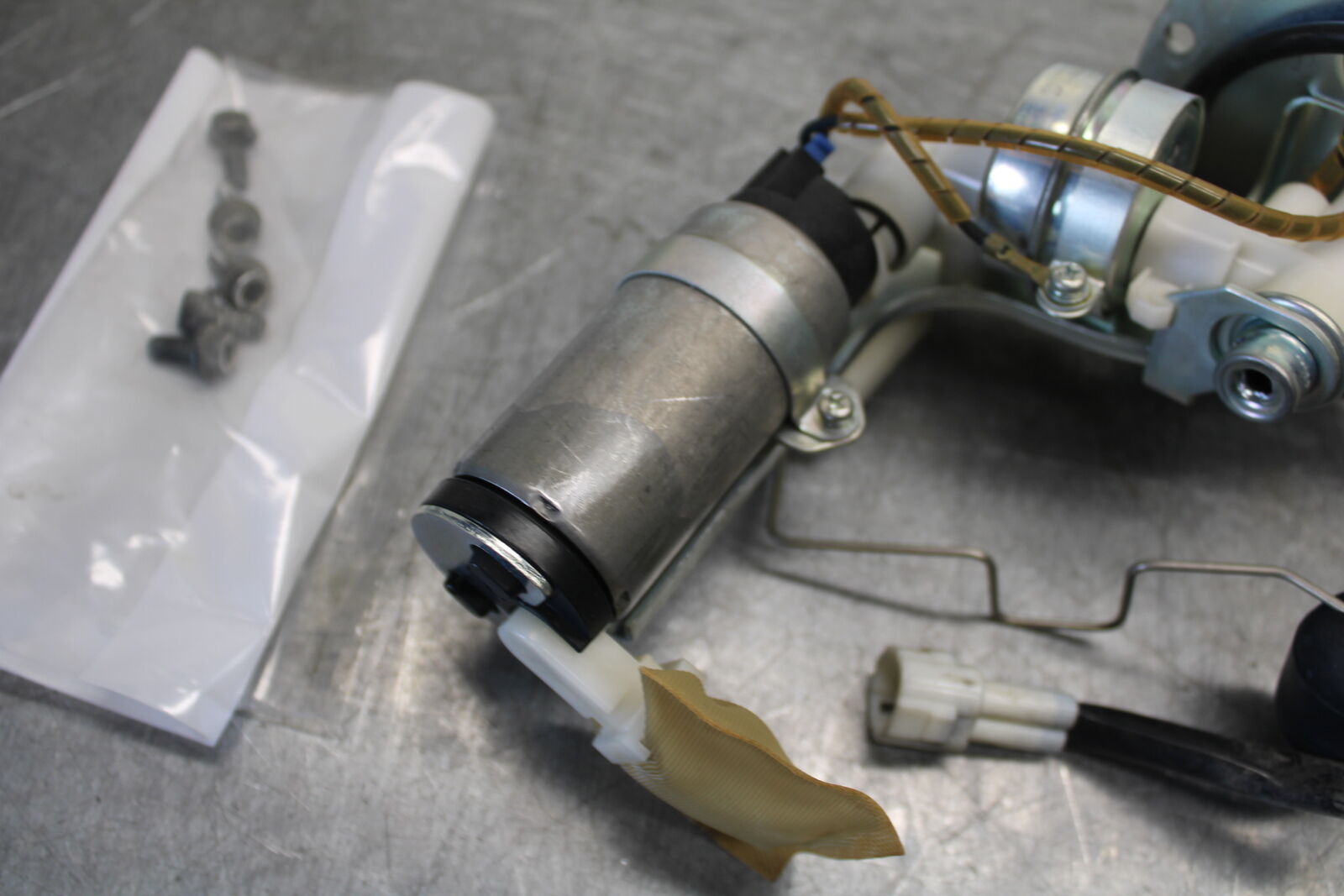 05-09 SUZUKI BOULEVARD C90 FUEL GAS PUMP BB692