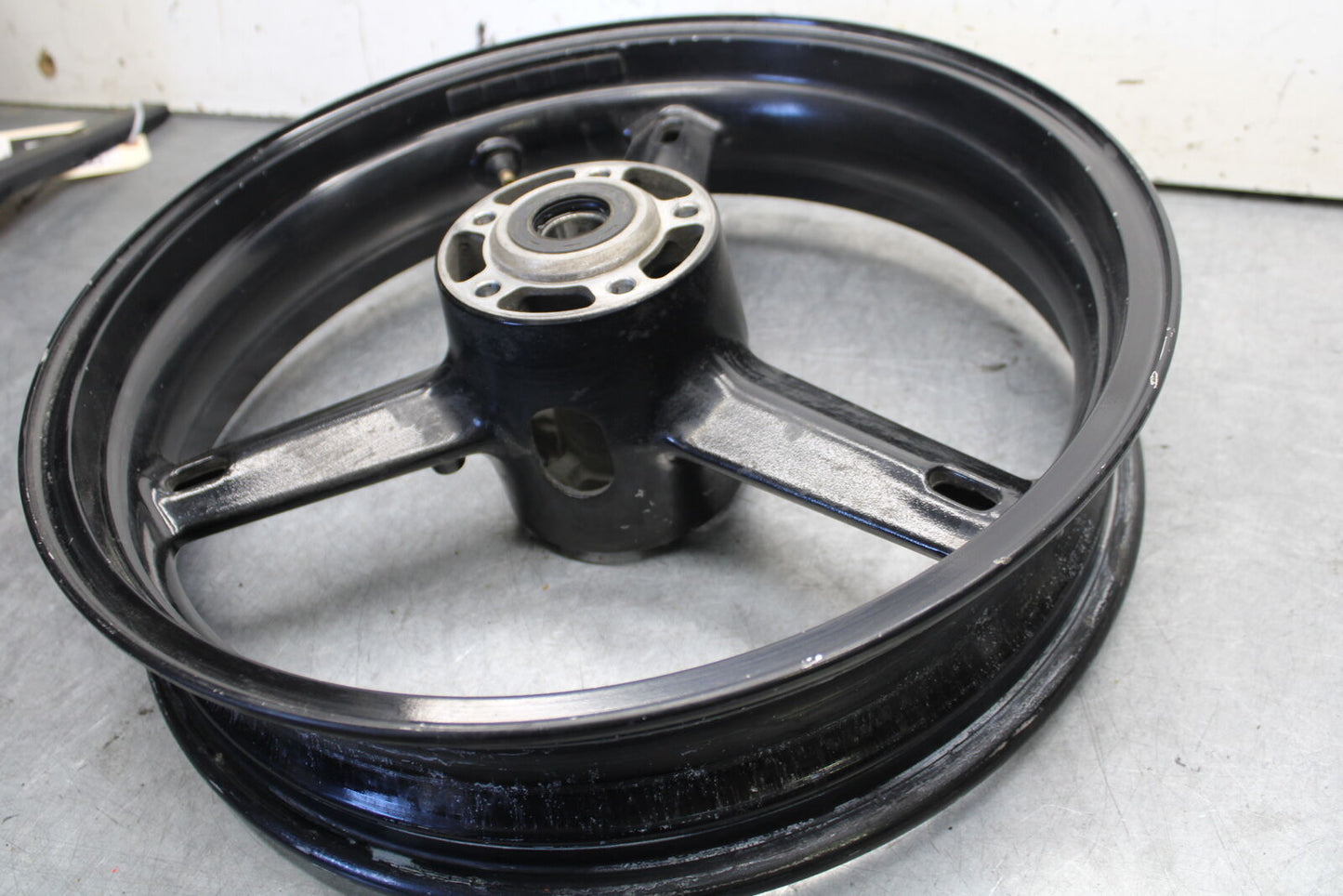 04-05 SUZUKI GSXR600 FRONT WHEEL RIM BB658