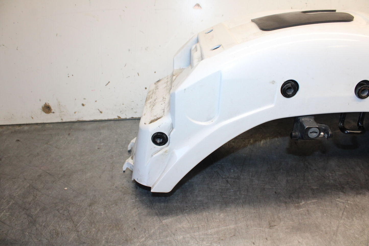 10-13 HONDA SHADOW RS 750 VT750RS REAR BACK WHEEL FENDER MUD GUARD BB718