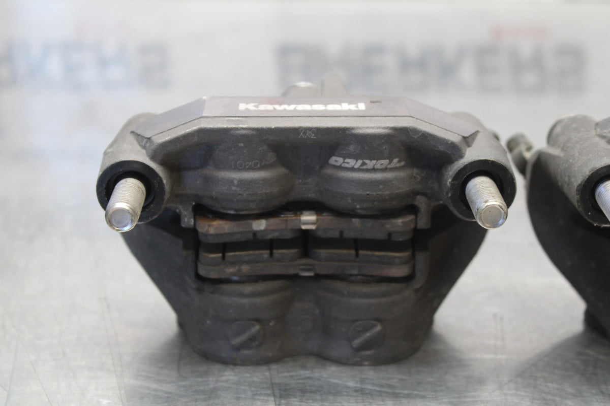 22 KAWASAKI NINJA 1000SX RIGHT LEFT FRONT BRAKE CALIPER SET PAIR CALIPERS BB01