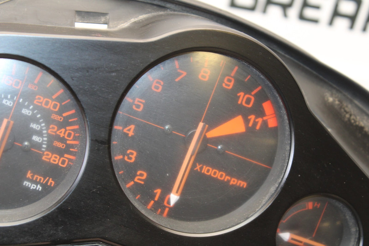 84 HONDA INTERCEPTOR 1000 VF1000F SPEEDO GAUGES DISPLAY CLUSTER METER BB878