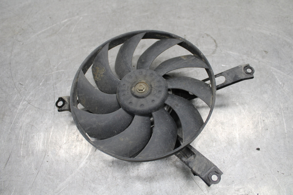 17-21 HONDA CBR1000RR SP RIGHT ENGINE RADIATOR COOLING FAN MOTOR BB681