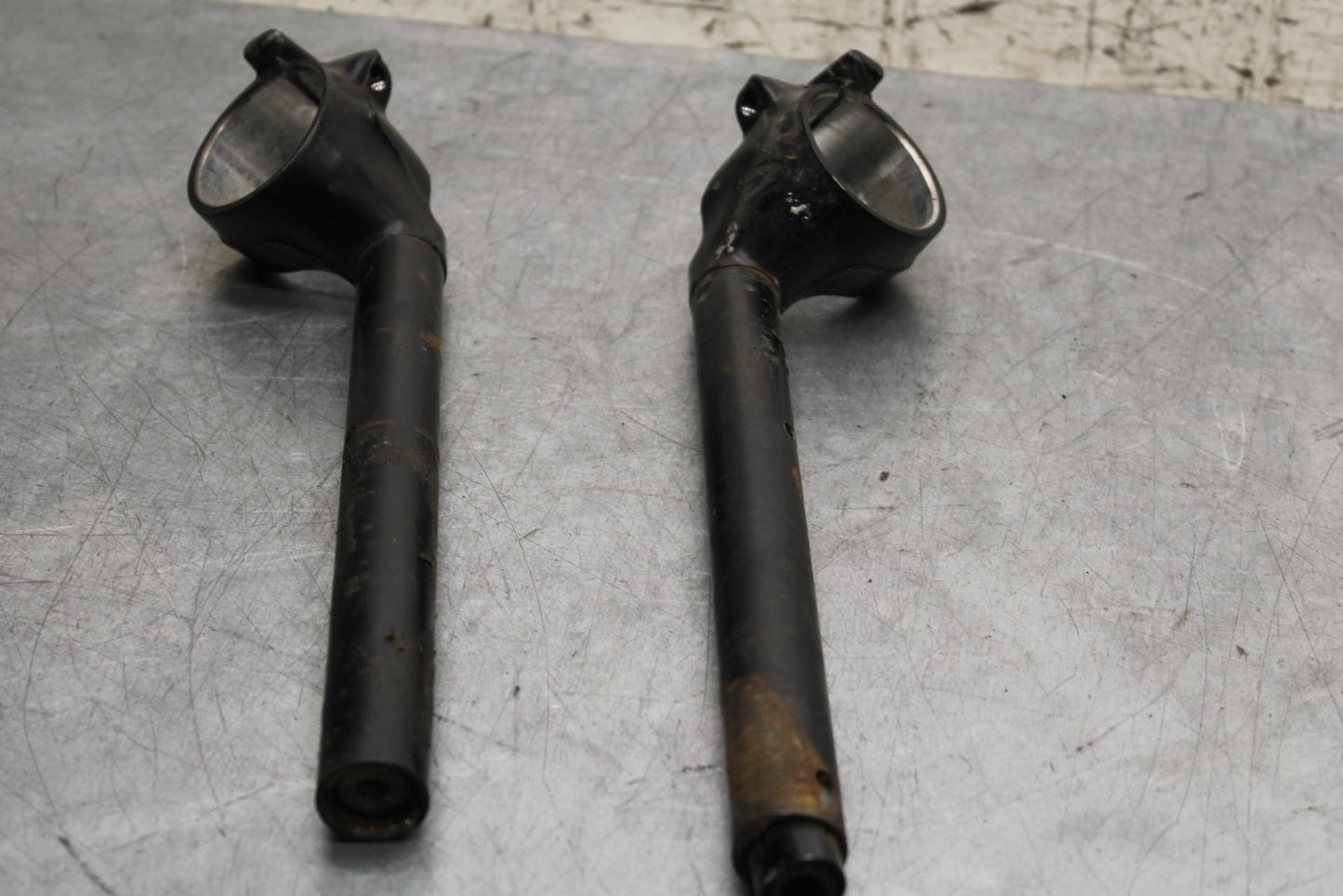2006 Honda CBR600F4i LEFT RIGHT CLIP ON HANDLEBARS PAIR SET 53100-MBW-D20 BB567
